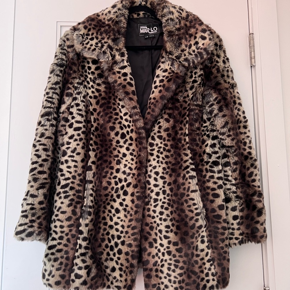 Hannah by Marlo faux-fur coat